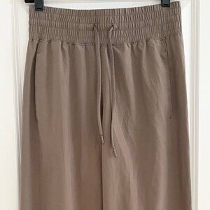 Abercrombie YPB motionTEK Jogger